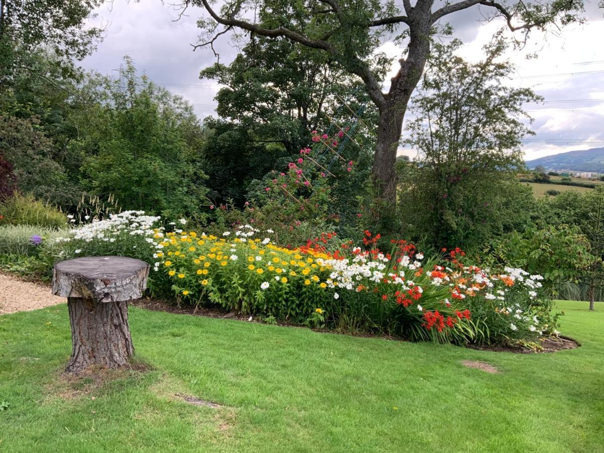 Llanwenarth Cottage A Beautiful Place To Just Be. Abergavenny Eksteriør billede